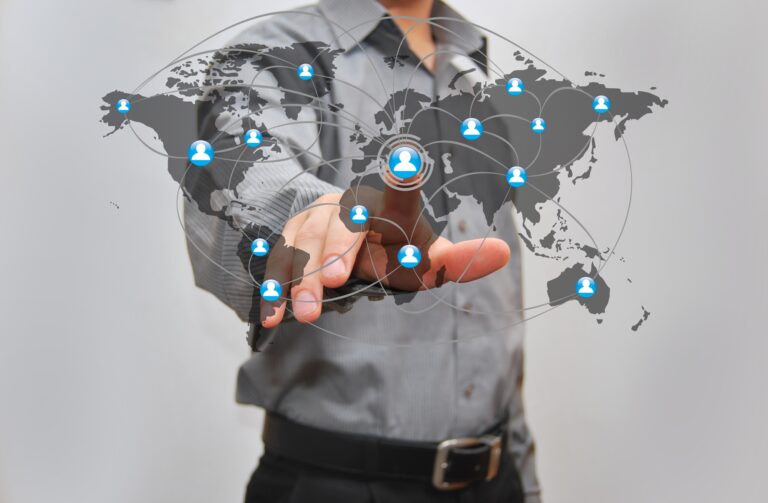 Headhunter Reaching Out Global